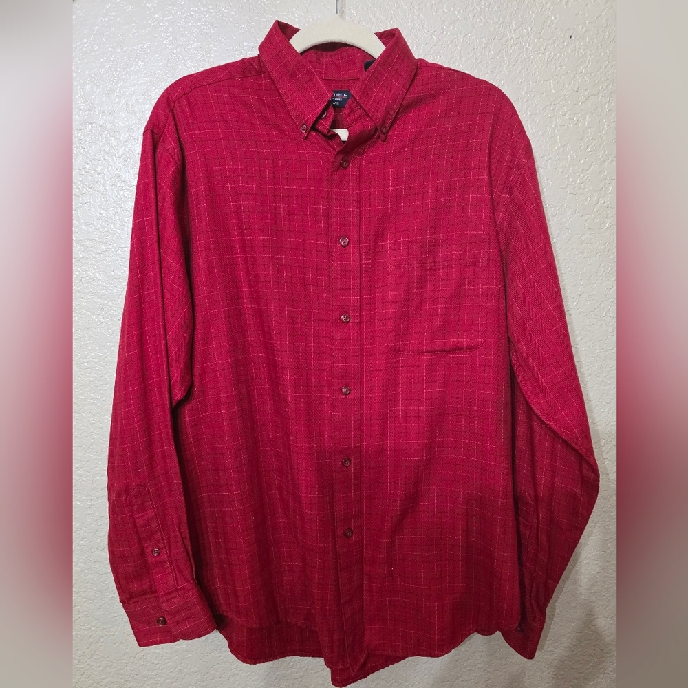 Roundtree And Yorke Classic Red Plaid Men's Shirt